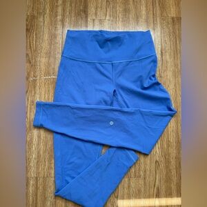 Lululemon High-Waisted Leggings (10)